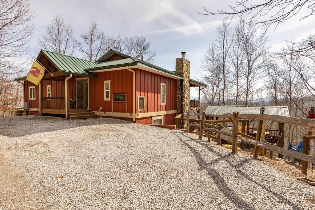 Red Rooster Family Cabin W/Hot Tub+Fire Pit+View Франклин Екстериор снимка